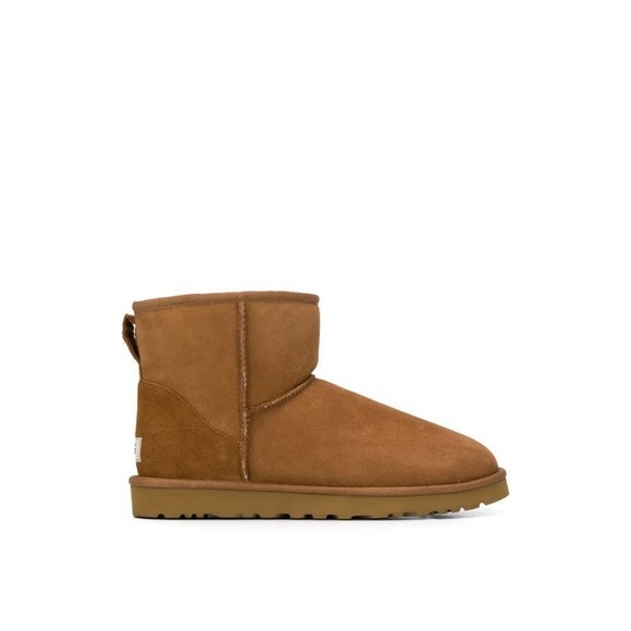 Ugg Classic Mini Boots - NWT - Picture 1 of 5